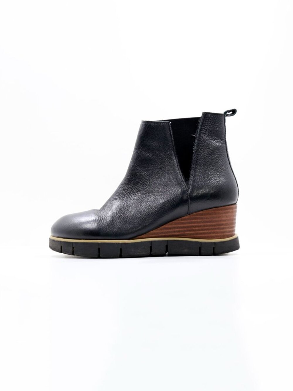 Diba True Black Leather 2.5" Wedge Heel Ankle Boots - 8.5